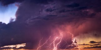 Research: Researchers create AI algorithm to detect cloud formations that lead to storms —