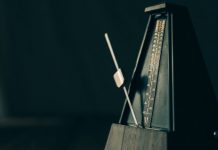 Research: By keeping the brain in sync, these long-hypothesized but never-found neurons help rodents to detect subtle sensations —