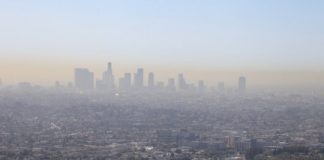 Study: 30,000-plus U.S. lives could be saved by reducing air pollution levels below current standard — (Details)