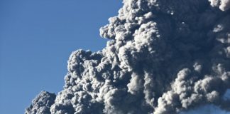 Research: Geoengineering versus a volcano —