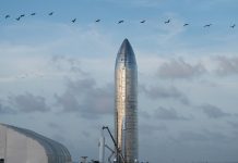 Elon Musk unveils SpaceX rocket designed to get to Mars and back, Report Elon Musk unveils SpaceX rocket designed to get to Mars and back, Report