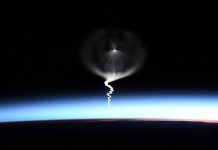 ISS astronaut posts incredible rocket launch photo ISS astronaut posts incredible rocket launch photo