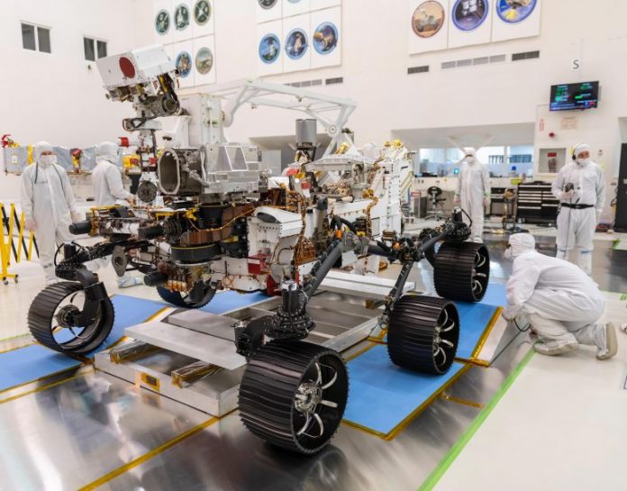 Watch: NASA’s Mars 2020 Rover Drove Itself For The First Time!