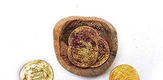 1,200-year-old ‘piggy bank’ discovered in Israel, Study 1,200-year-old 'piggy bank' discovered in Israel, Study