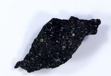 Researchers discover the oldest material on Earth Researchers discover the oldest material on Earth