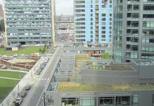 Green infrastructure provides benefits that residents are willing to work for Green infrastructure provides benefits that residents are willing to work for