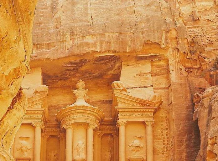 Report: Fine-tuning radiocarbon dating could 'rewrite' ancient events