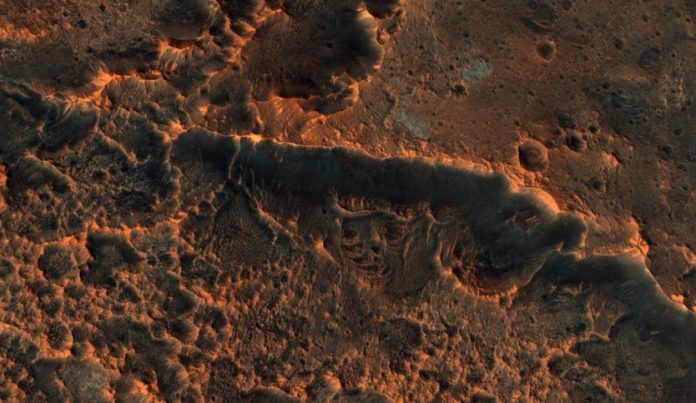 Report: Meteorites tell story of Mars' water history