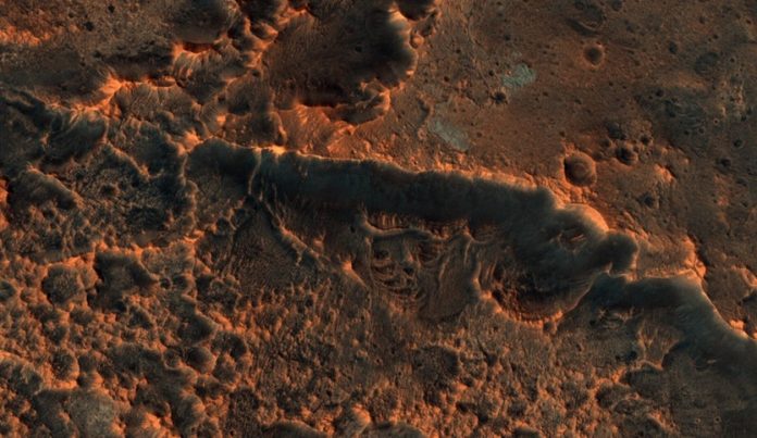 Report: Meteorites tell story of Mars' water history