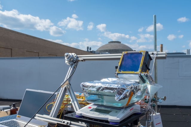 Report System achieves new level of efficiency in harnessing sunlight to make fresh potable water from seawater Report: System achieves new level of efficiency in harnessing sunlight to make fresh potable water from seawater