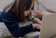 Research: Time on screens has little impact on kids’ social skills Research: Time on screens has little impact on kids' social skills