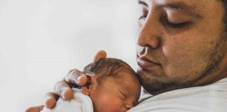 Dads emerged to reap the benefits of partnerships with females and other males (Study) Dads emerged to reap the benefits of partnerships with females and other males (Study)