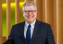 Lorin Warnick reappointed veterinary college dean