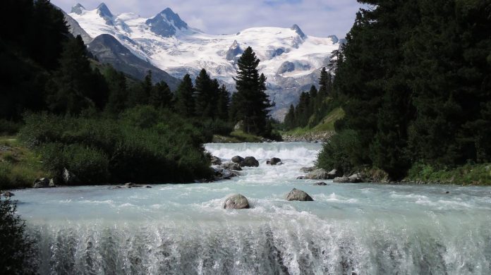 1.5 billion people will depend on water from mountains