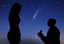 Cosmic proposal: couple’s starry engagement under rare Neowise comet Cosmic proposal: couple's starry engagement under rare Neowise comet