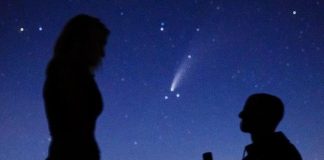 Cosmic proposal: couple’s starry engagement under rare Neowise comet Cosmic proposal: couple's starry engagement under rare Neowise comet