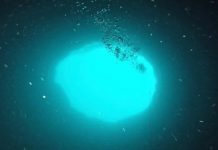 Researchers Embark on Journey to the “Deep” to Explore Blue Holes Researchers Embark on Journey to the “Deep” to Explore Blue Holes