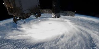 ISS forced to move to avoid space debris (research) ISS forced to move to avoid space debris (research)