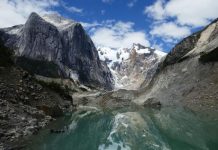 Study: Climate change creating vast new glacial lakes, future flooding risk Study: Climate change creating vast new glacial lakes, future flooding risk