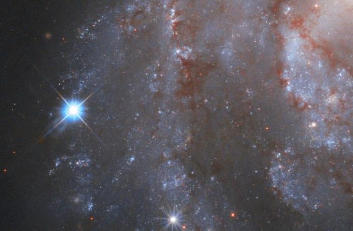 Hubble observes spectacular supernova time-lapse