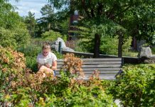 Biology: In pandemic, people are turning to nature – especially women