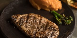 Israeli researchers develop 3D printed ribeye steak Israeli researchers develop 3D printed ribeye steak