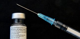 Pfizer vaccine ‘dramatically reduces’ Covid transmission risk after one dose (Study) Pfizer vaccine ‘dramatically reduces’ Covid transmission risk after one dose (Study)