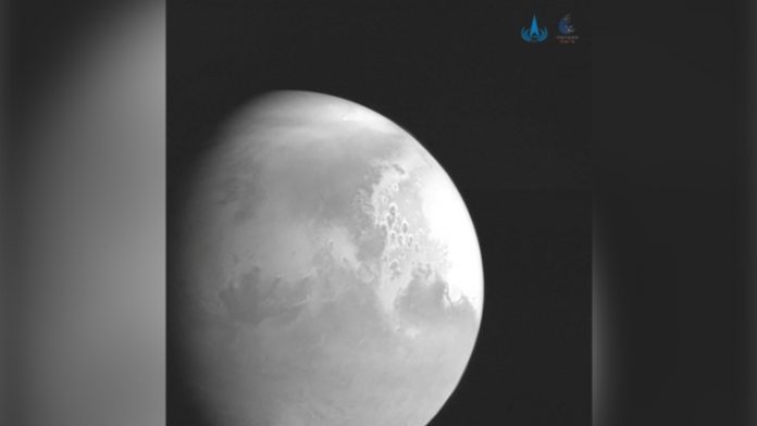 Tianwen-1 probe sends back its first picture of Mars