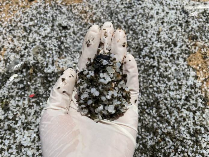 Research outlines challenges to ongoing clean-up of burnt and unburnt nurdles along Sri Lanka’s coastline
