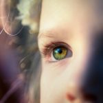 Autistic Traits and Sensory Experiences in Adults Autistic Traits and Sensory Experiences in Adults