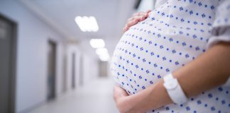 Adverse pregnancy outcomes linked to advanced maternal age Adverse pregnancy outcomes linked to advanced maternal age