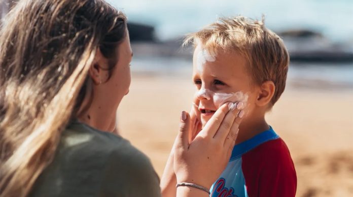 Children of melanoma survivors are avoiding proper sun protection