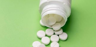 Ovarian cancer risk lessens with analgesics Ovarian cancer risk lessens with analgesics