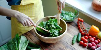 Researcher calls for public health measures to improve diet, reduce cancer risk Researcher calls for public health measures to improve diet, reduce cancer risk