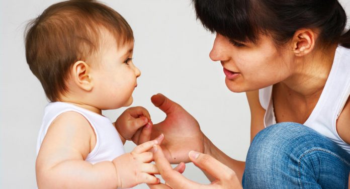 Talking to infants stimulates vocabulary growth