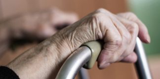Does severe pain shorten lives of the elderly? Does severe pain shorten lives of the elderly?
