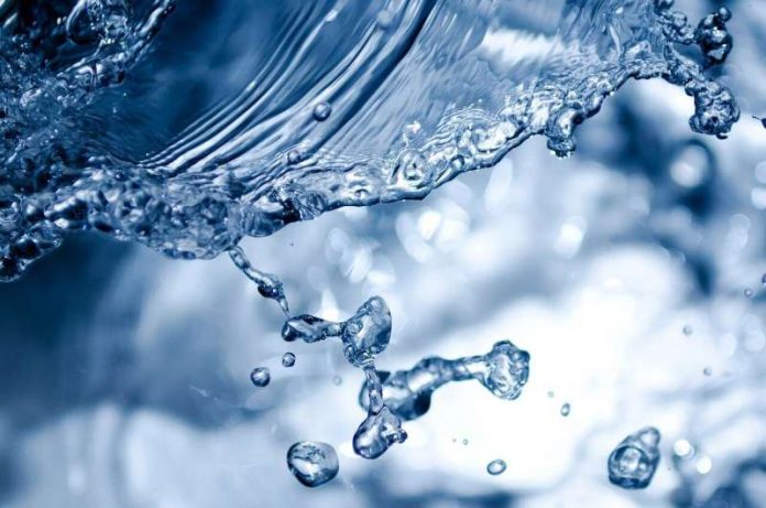 New Study: How benign water transforms into harsh hydrogen peroxide