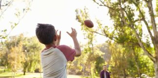 Playing catch with weighted medicine ball improves balance, could prevent falls Playing catch with weighted medicine ball improves balance, could prevent falls