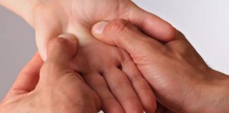 Treat your constipation with self-acupressure Treat your constipation with self-acupressure