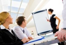 Dutch researcher shows why people pick bad leaders Dutch researcher shows why people pick bad leaders