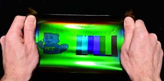 Berkeley engineers develop first working color-changing film Berkeley engineers develop first working color-changing film