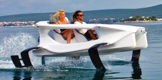Quadrofoil: Behold the newest electric jetski making waves for clean technology Quadrofoil: Behold the newest electric jetski making waves for clean technology