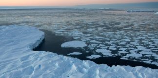 Enormous lake discovered under Antarctica’s glacial ice Enormous lake discovered under Antarctica’s glacial ice