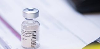 Albertsons and Safeway: Get 10% Off with Your Updated COVID Vaccine Booster Albertsons and Safeway: Get 10% Off with Your Updated COVID Vaccine Booster