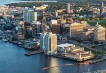 Eying the Horizon: Halifax Braces for a Possible Nor’easter This Weekend Eying the Horizon: Halifax Braces for a Possible Nor'easter This Weekend