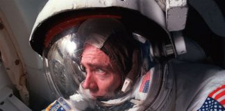 Lost in Space No More: Wearable Gadgets to Guide Astronauts in the Cosmos Lost in Space No More: Wearable Gadgets to Guide Astronauts in the Cosmos