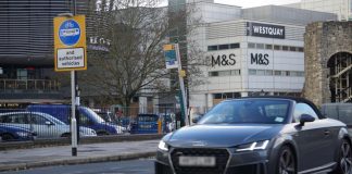 Violation: Cars Spotted Driving in New City Centre Bus Route – Sparking Anger Over Signs Violation: Cars Spotted Driving in New City Centre Bus Route - Sparking Anger Over Signs