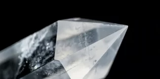 A Crystal That Beats With Time: Physicists Make the Invisible Visible A Crystal That Beats With Time: Physicists Make the Invisible Visible