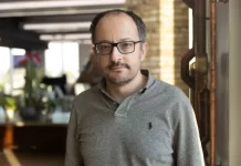 British billionaire trader to pay interns a staggering £26,000 a month British billionaire trader to pay interns a staggering £26,000 a month