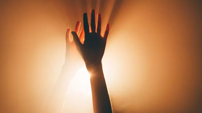 Doctors say this is what you see the moment you actually die